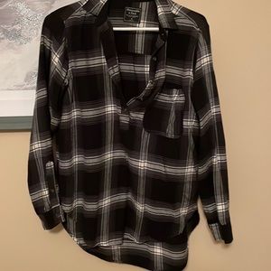 M Abercrombie Black & White Flannel Shirt